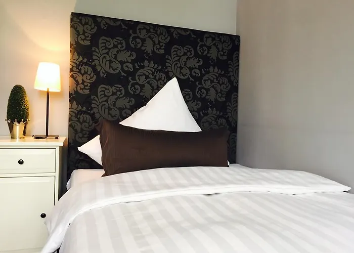 Heddernheimer Hof Otel 3*