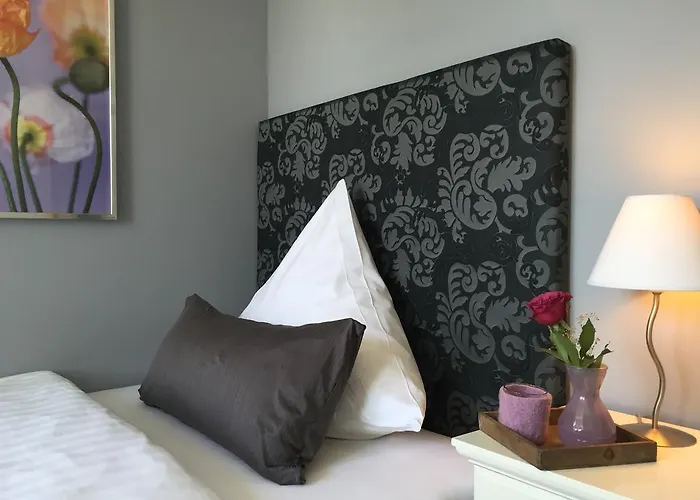 Отель Heddernheimer Hof